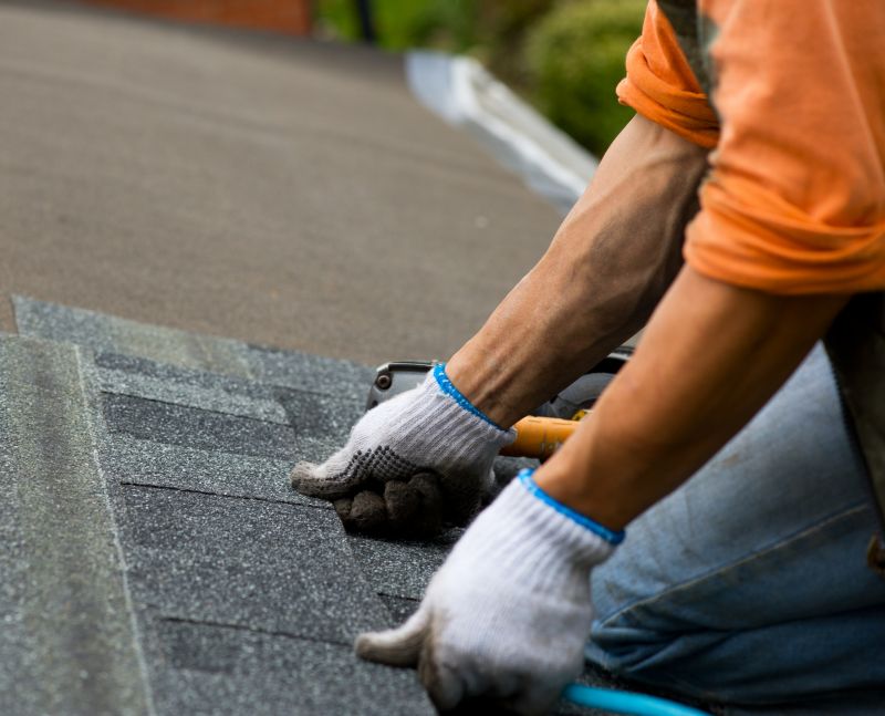 Asphalt Roof Service